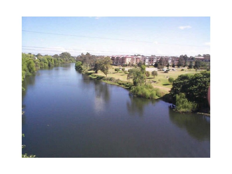 6/1 Riverpark Drive, Liverpool NSW 2170