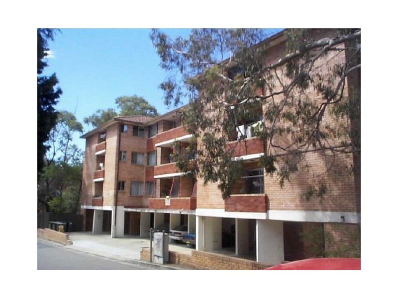 2 Forbes Street, Warwick Farm NSW 2170