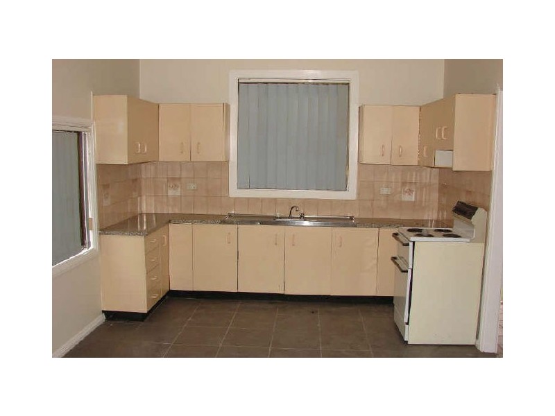 19 Heathcote Road, Moorebank NSW 2170