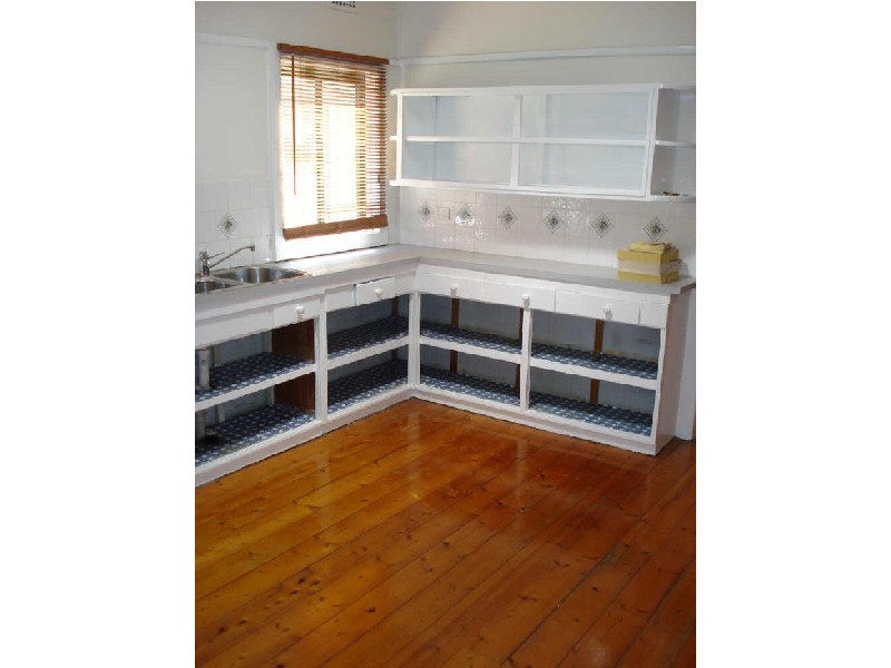 13 Market Street, Moorebank NSW 2170