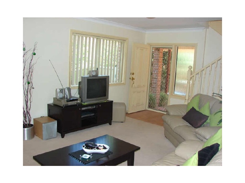 6/13-15 Kendall Drive, Casula NSW 2170