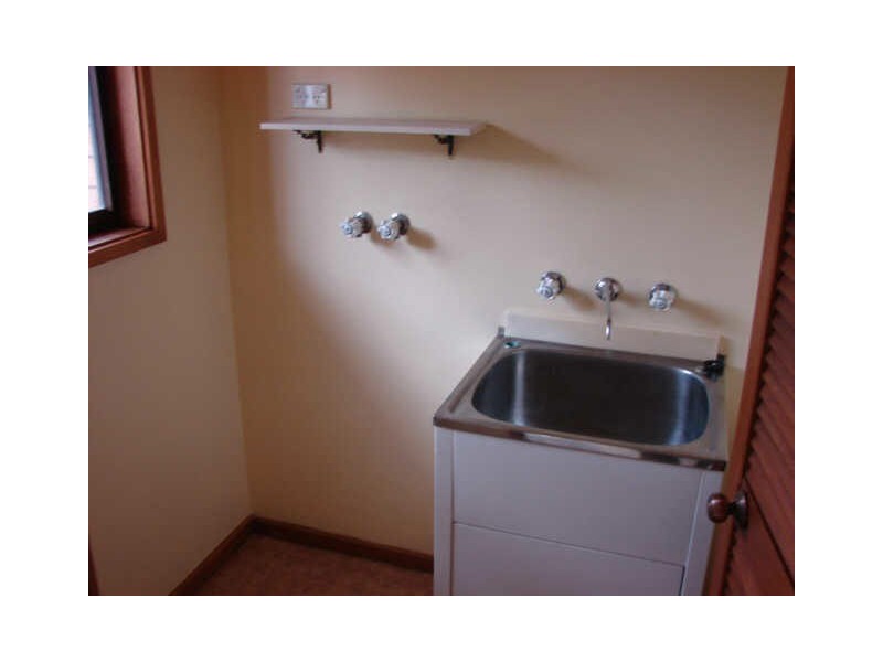 79 Montgomery Rd, Bonnyrigg NSW 2177