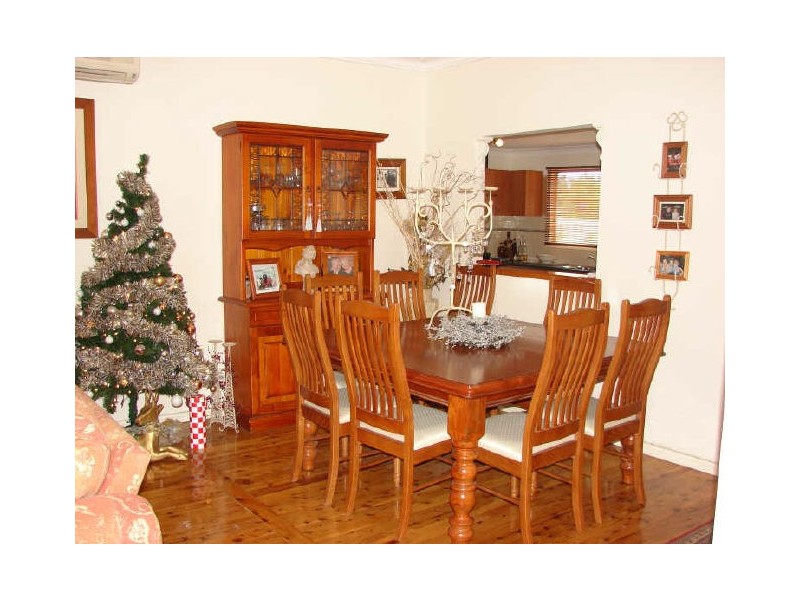 40 Chadwick Crescent, Fairfield West NSW 2165