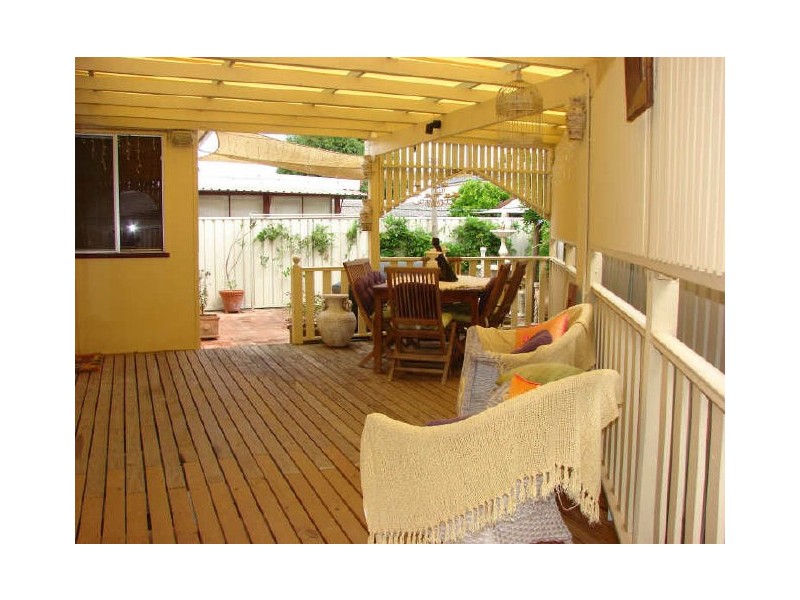 40 Chadwick Crescent, Fairfield West NSW 2165