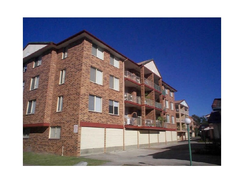 4 Riverpark Drive, Liverpool NSW 2170