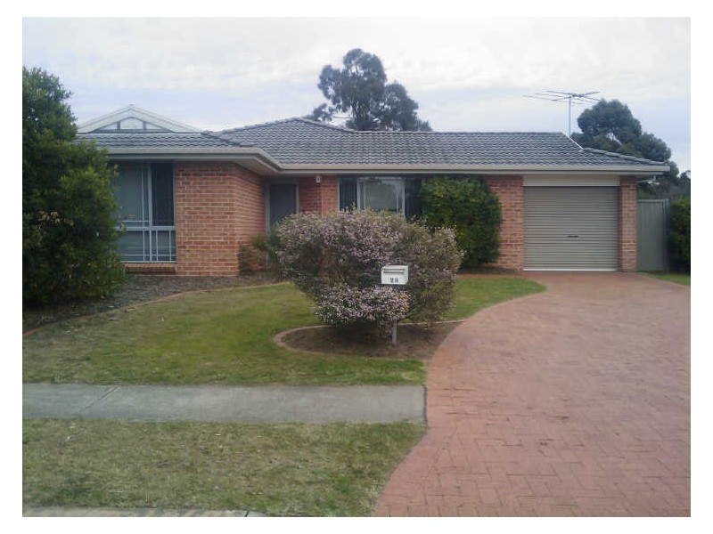 28 Conroy Court, Wattle Grove NSW 2173