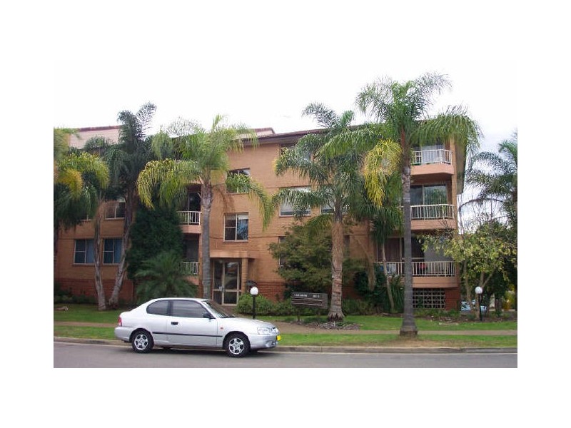 12 Frank Oliveri Drive, Chipping Norton NSW 2170