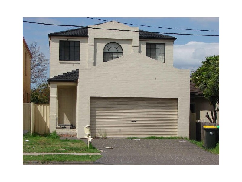 28 Moorebank Avenue, Moorebank NSW 2170