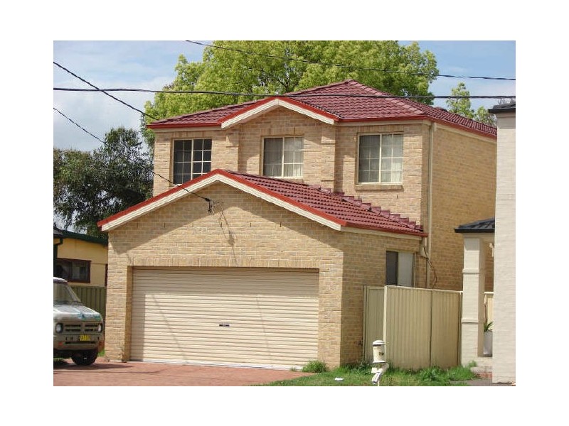 28 Moorebank Avenue, Moorebank NSW 2170