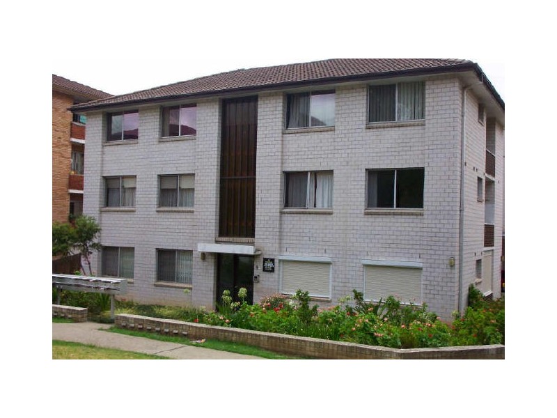 4 Forbes Street, Warwick Farm NSW 2170