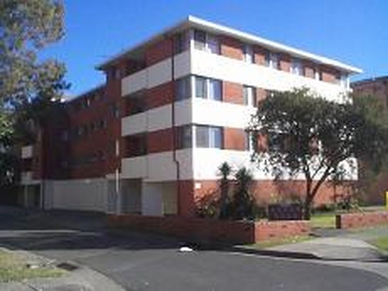 5 Drummond Street, Warwick Farm NSW 2170