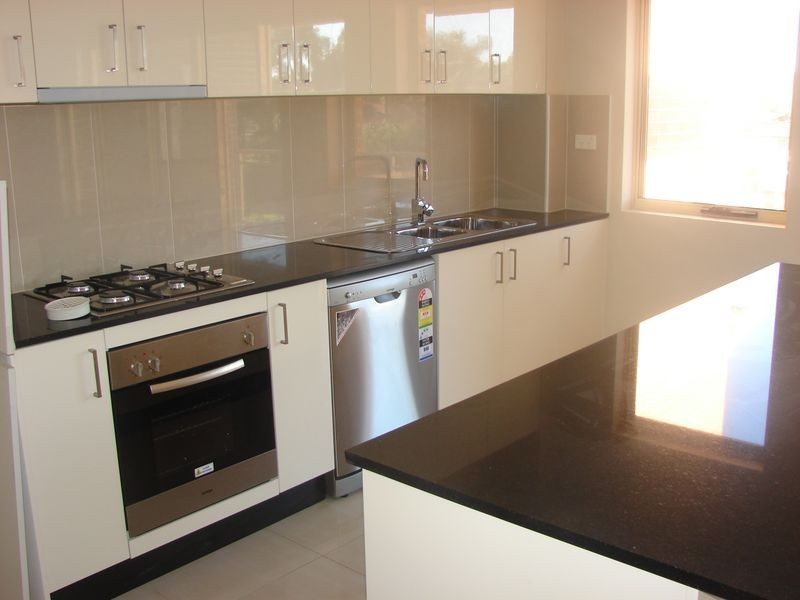 4/6 Freeman Street, Warwick Farm NSW 2170