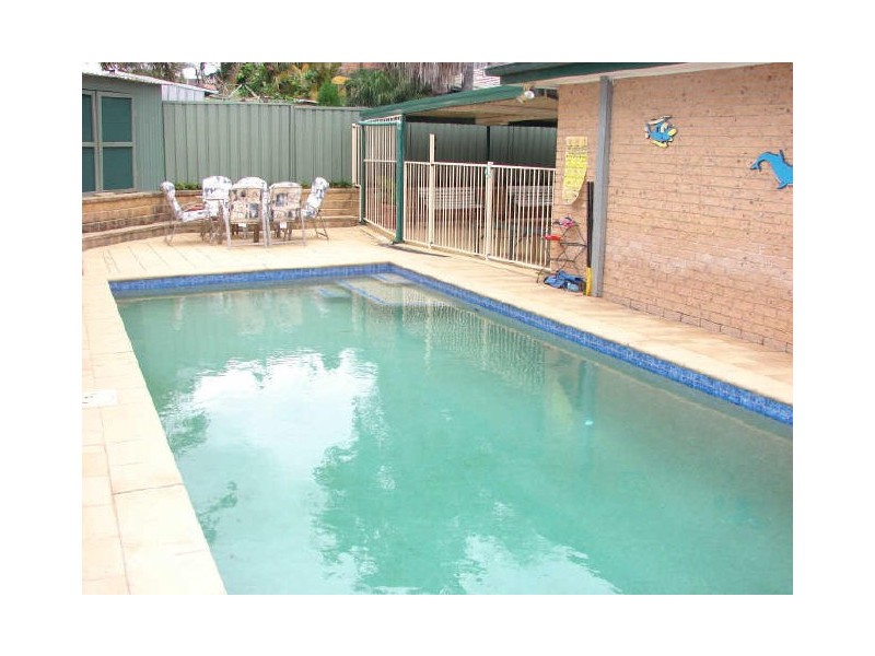 86 Jacaranda Crescent, Casula NSW 2170