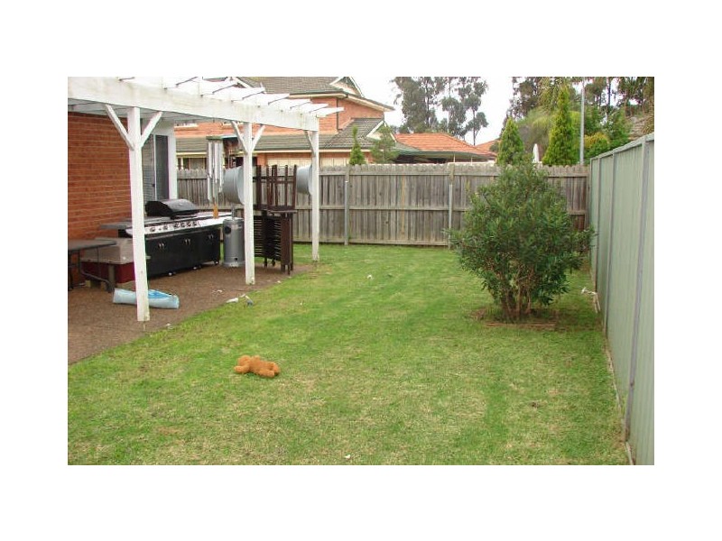 Wattle Grove NSW 2173
