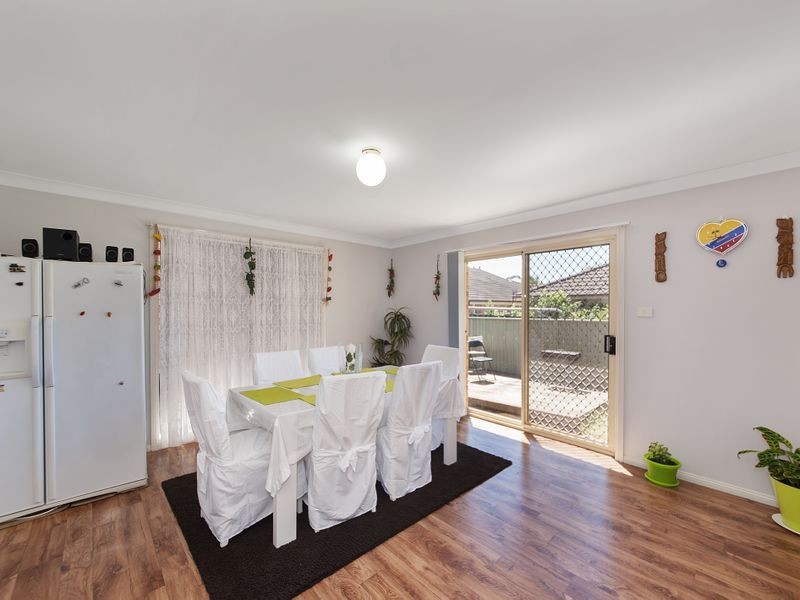 16 Tomago Court, Wattle Grove NSW 2173