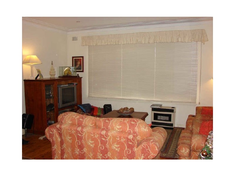 Fairfield West NSW 2165