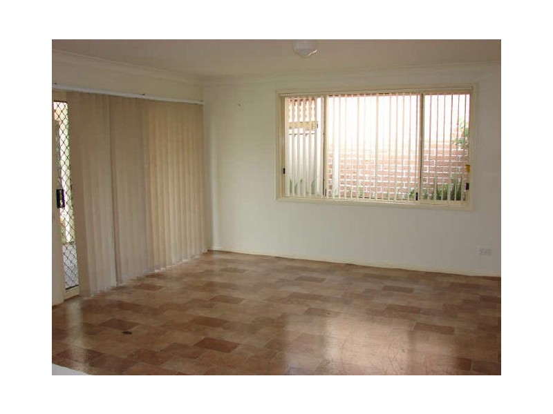 Wattle Grove NSW 2173