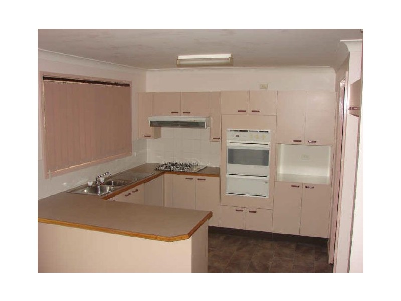 Wattle Grove NSW 2173