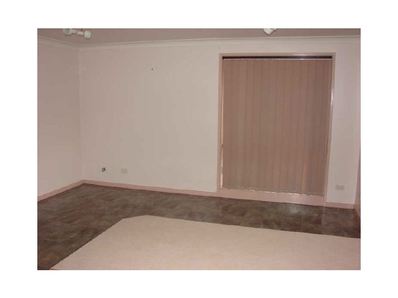 Wattle Grove NSW 2173