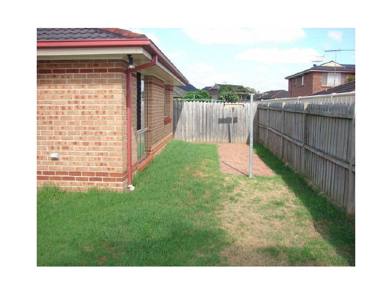 Wattle Grove NSW 2173