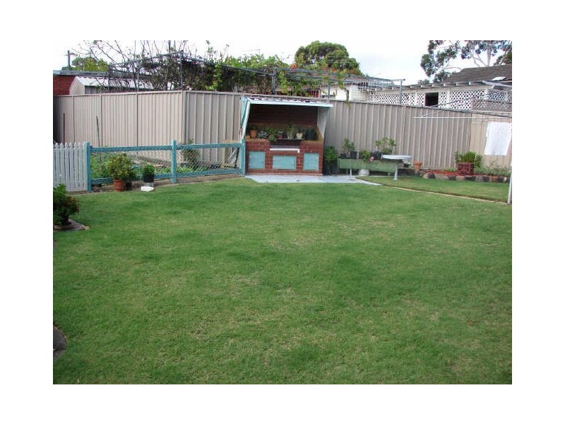 Lurnea NSW 2170