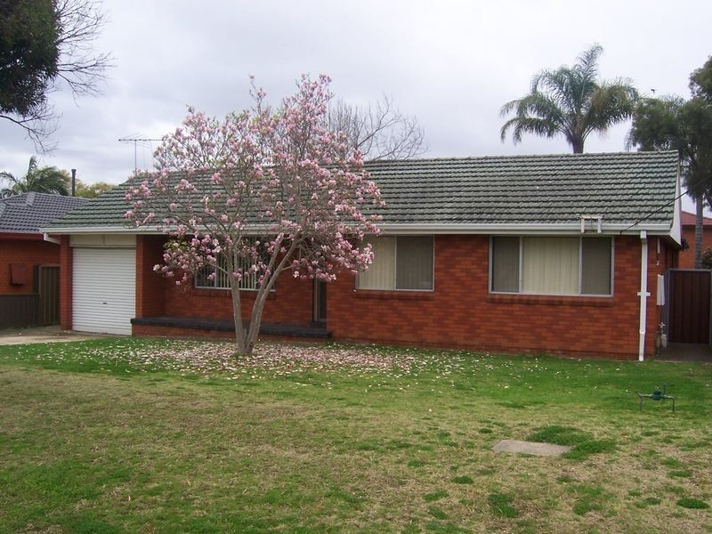 14 Craig Avenue, Moorebank NSW 2170