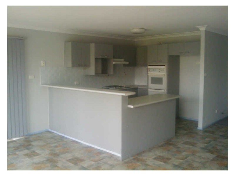 28 Conroy Court, Wattle Grove NSW 2173