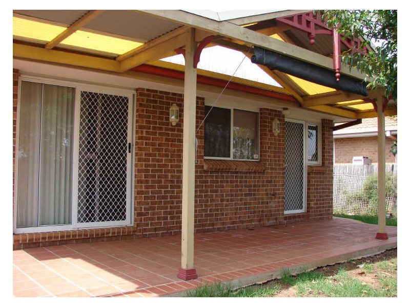 45 Hydrangea Place, Macquarie Fields NSW 2564