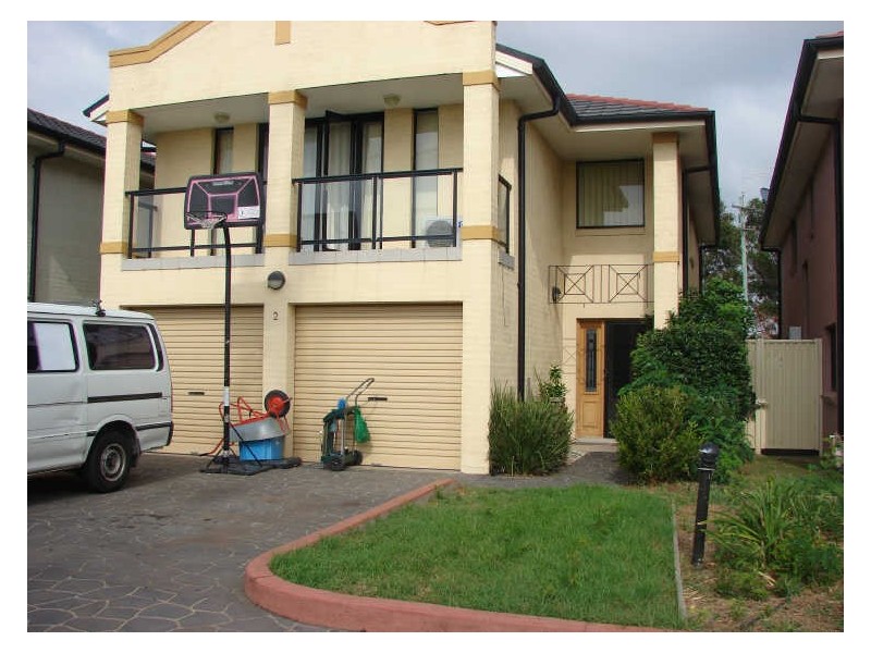 2/24 Padua Close, Prestons NSW 2170