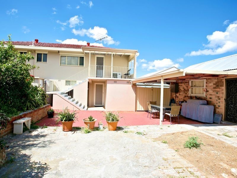 8 Scottsdale Circuit, West Hoxton NSW 2171