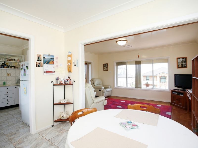 8 Scottsdale Circuit, West Hoxton NSW 2171