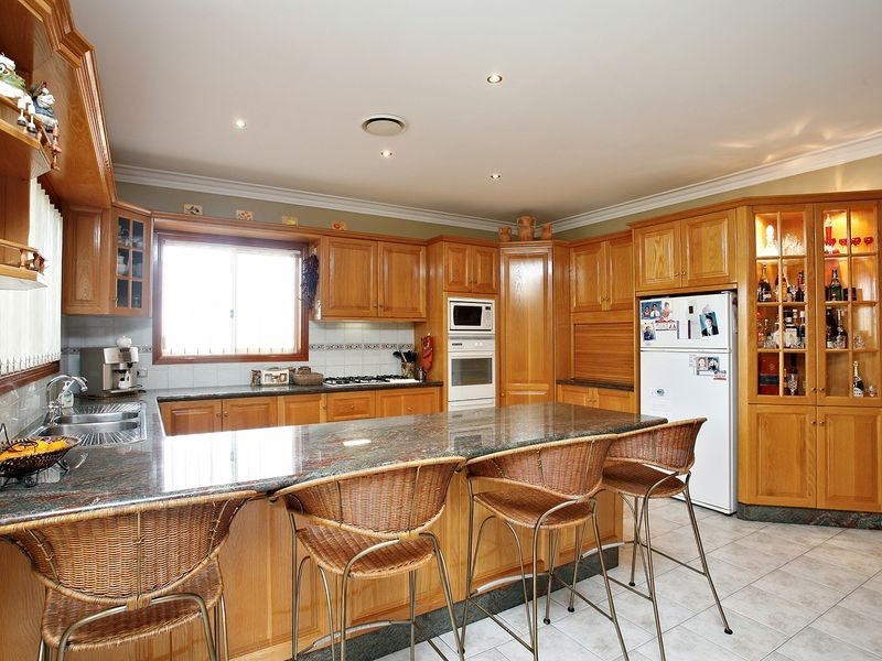 5 Dove Place, Hinchinbrook NSW 2168