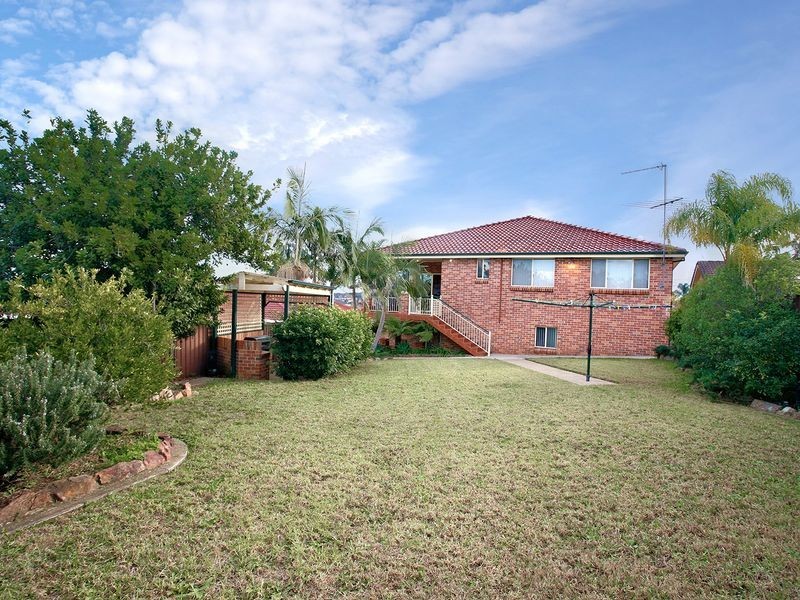 5 Dove Place, Hinchinbrook NSW 2168