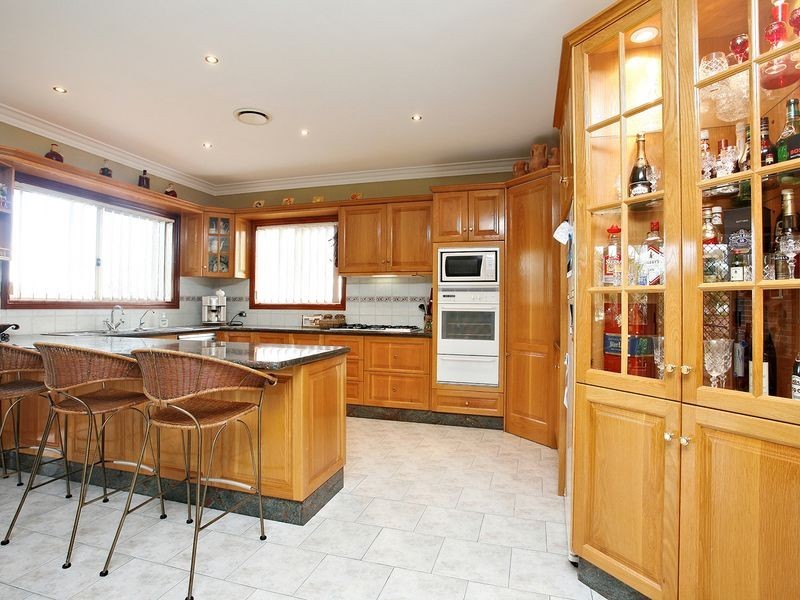 5 Dove Place, Hinchinbrook NSW 2168