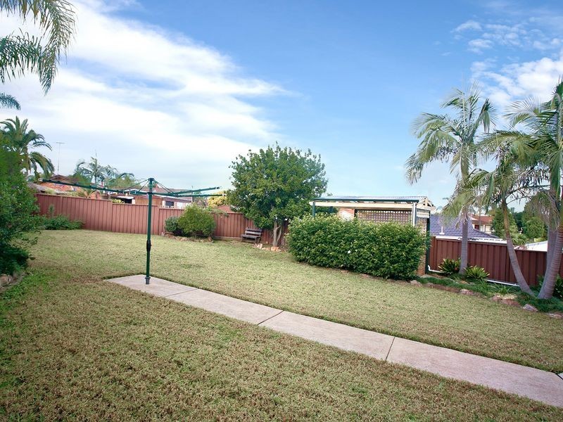 5 Dove Place, Hinchinbrook NSW 2168