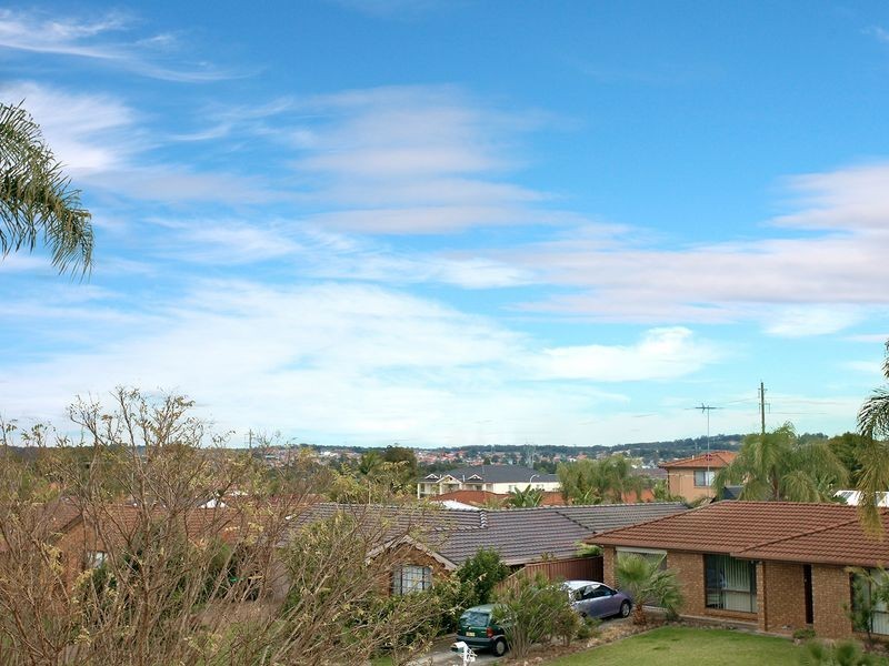 5 Dove Place, Hinchinbrook NSW 2168