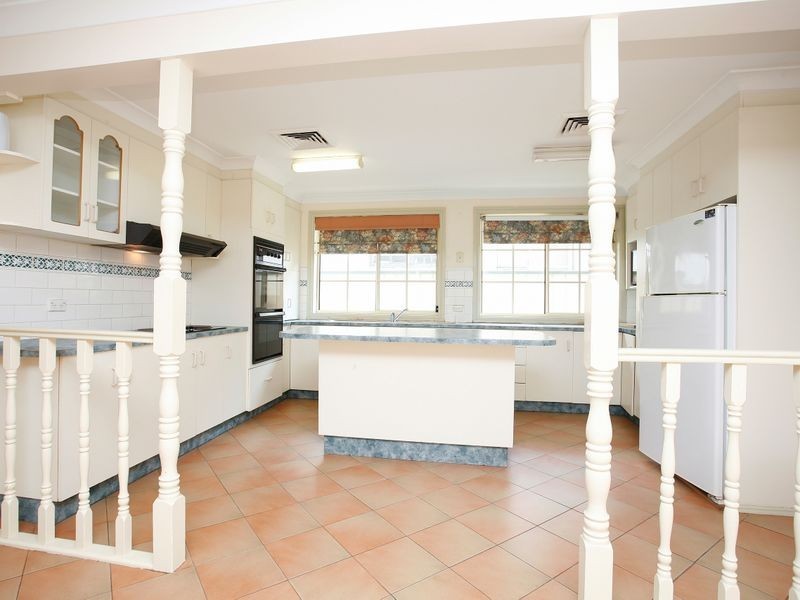 11 Darling Avenue, Lurnea NSW 2170