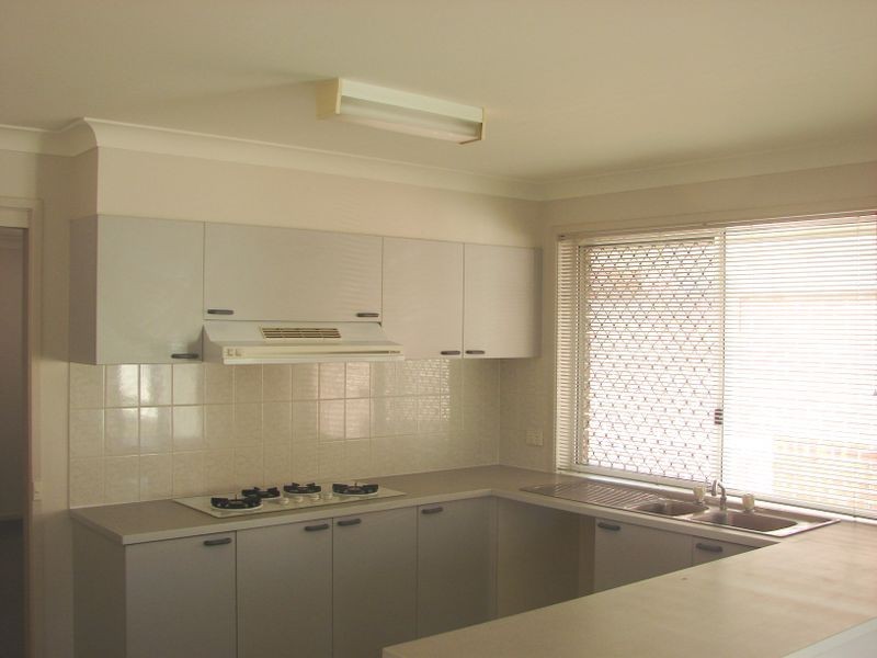 Wattle Grove NSW 2173