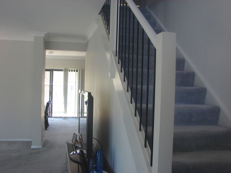 4 Hadlow Avenue, Glenfield NSW 2167