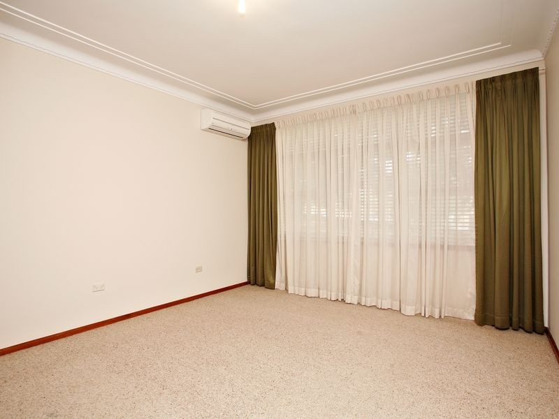 13 Woodstock Road, Carlingford NSW 2118