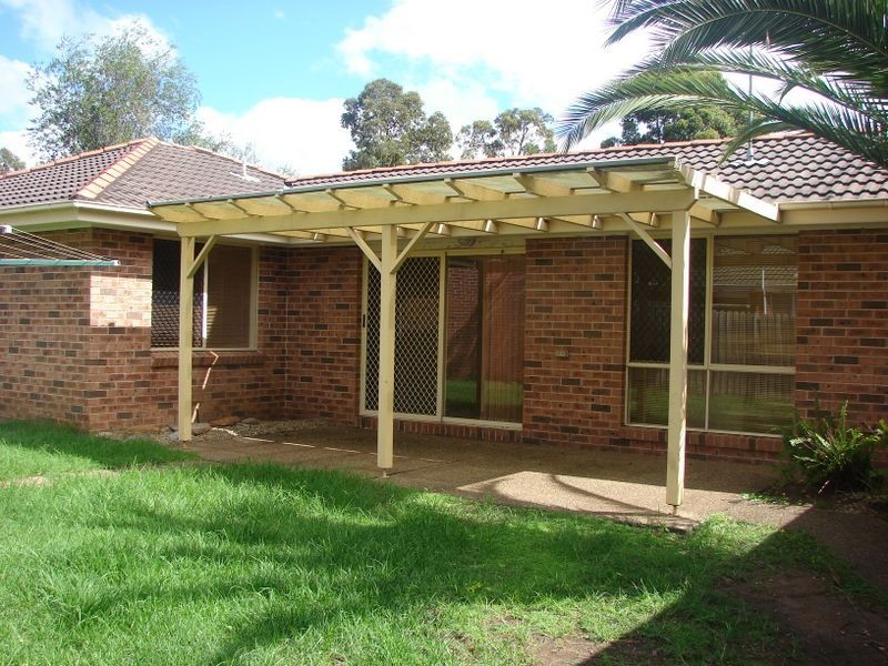 Wattle Grove NSW 2173