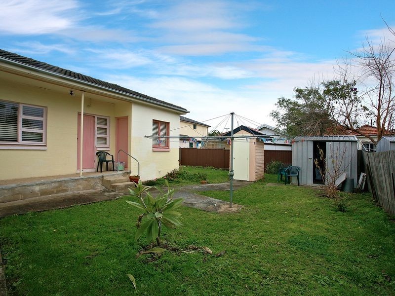 25 Percy Street, Fairfield Heights NSW 2165