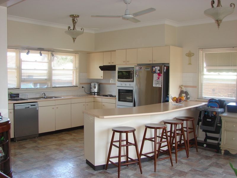 166 Longstaff Avenue, Chipping Norton NSW 2170