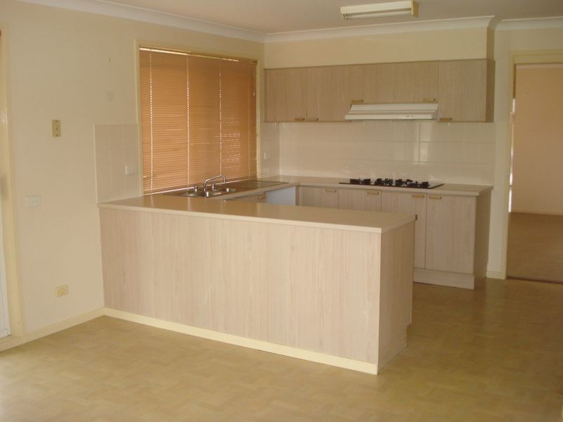 Wattle Grove NSW 2173