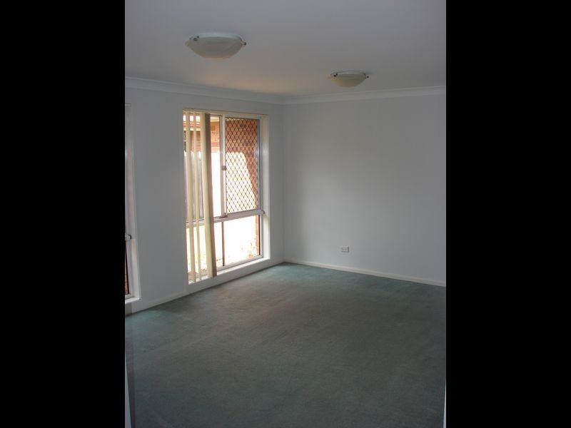 Wattle Grove NSW 2173