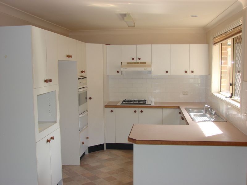 Wattle Grove NSW 2173