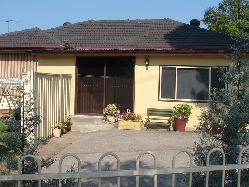 34 Armstrong Street, Ashcroft NSW 2168