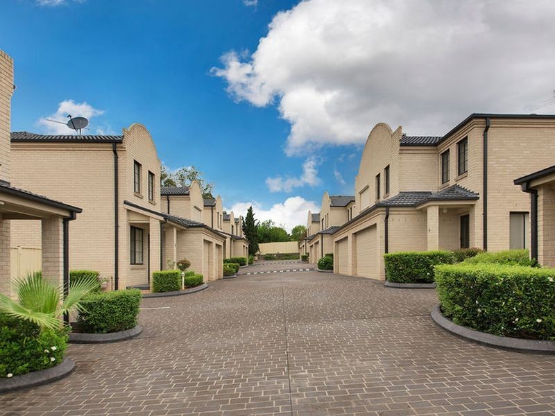 7/46 Wattle Road, Casula NSW 2170