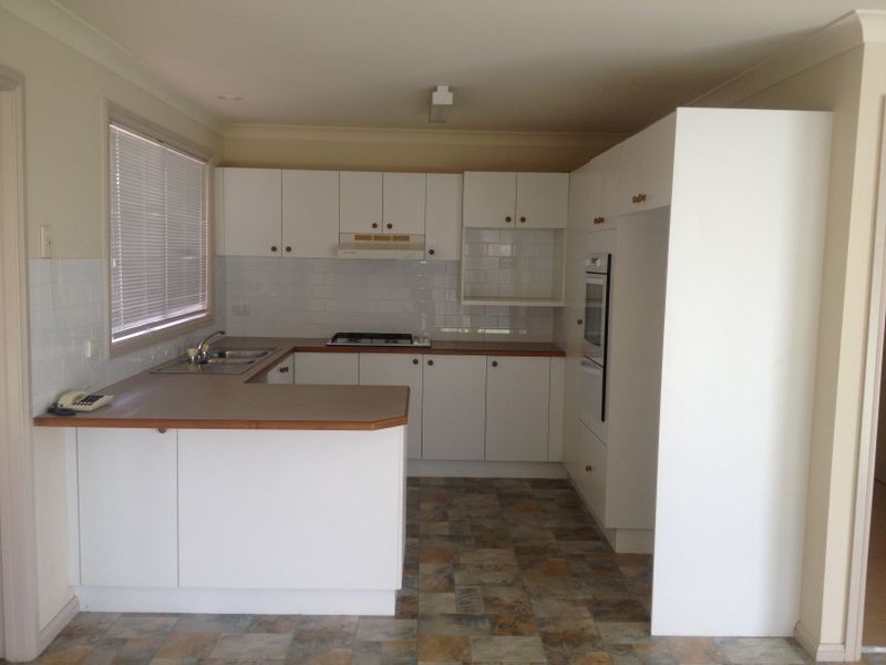 Wattle Grove NSW 2173