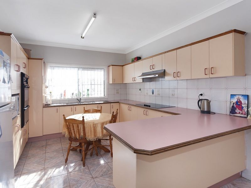 75 Rosebery Road, Guildford NSW 2161